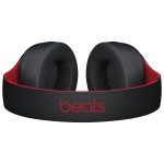 Beats Studio3 Wireless Over-Ear Headphones - The Beats Decade Collection - Defiant Black/Red - Image 4